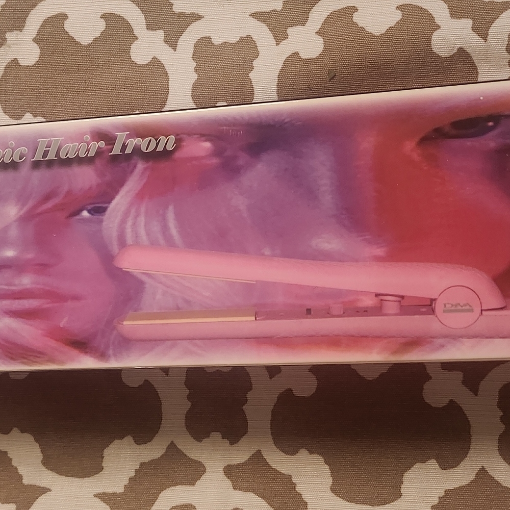New Diva professional ceramic hair iron